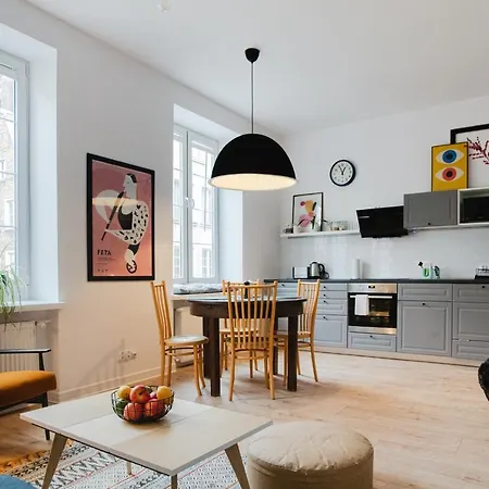 Apartament / Old Town - Sw.ducha דירה *